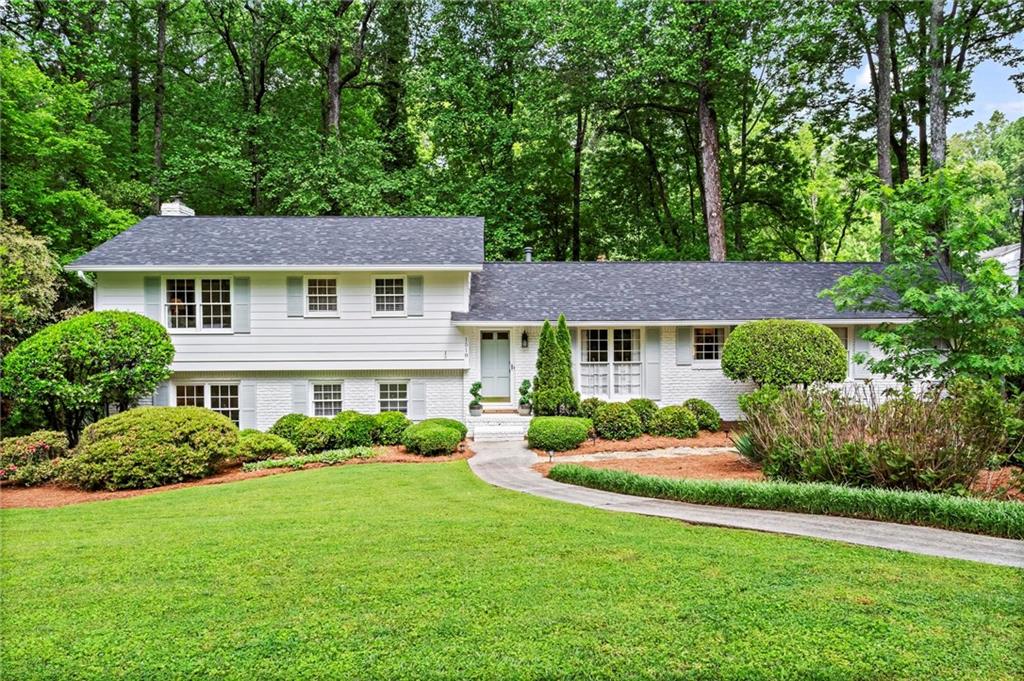 1518 Rochelle Drive, Atlanta, Georgia image 1
