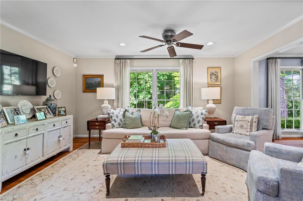 1518 Rochelle Drive, Atlanta, Georgia image 4