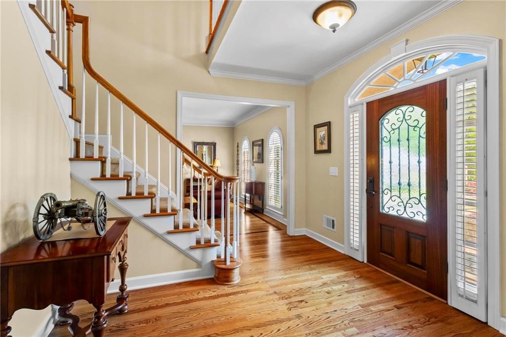 9860 Hunt Club Way, Johns Creek, Georgia image 3
