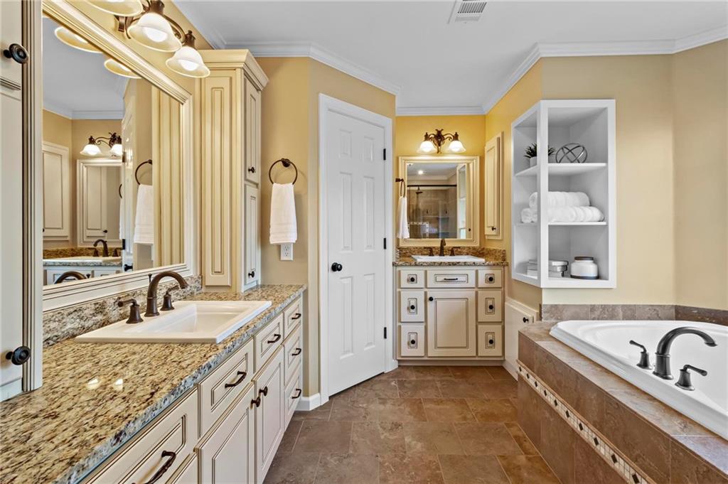 9860 Hunt Club Way, Johns Creek, Georgia image 23