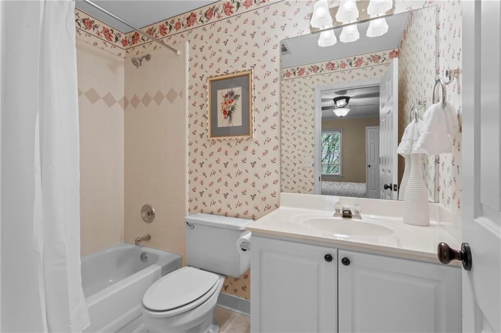 9860 Hunt Club Way, Johns Creek, Georgia image 32