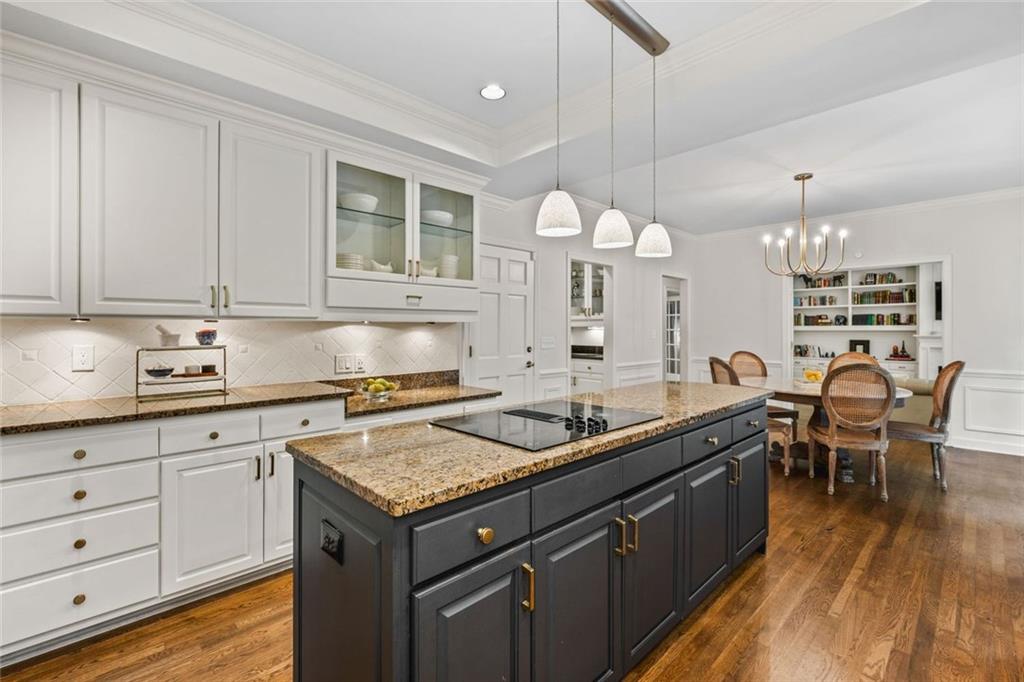 Hampton Woods - Residential