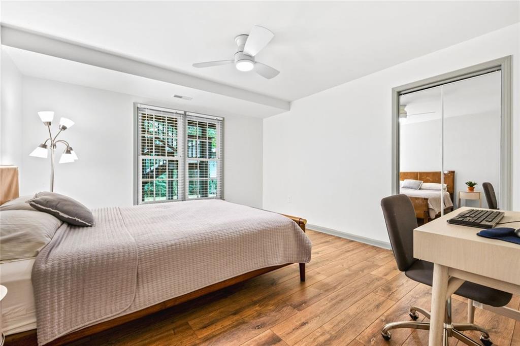 Hampton Woods - Residential