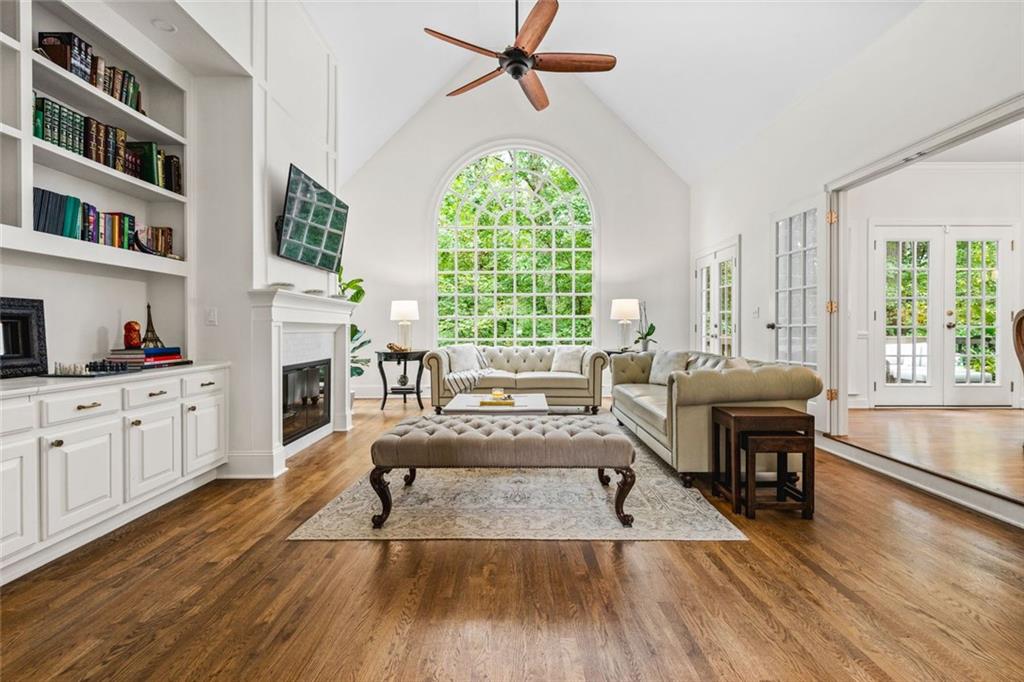 Hampton Woods - Residential