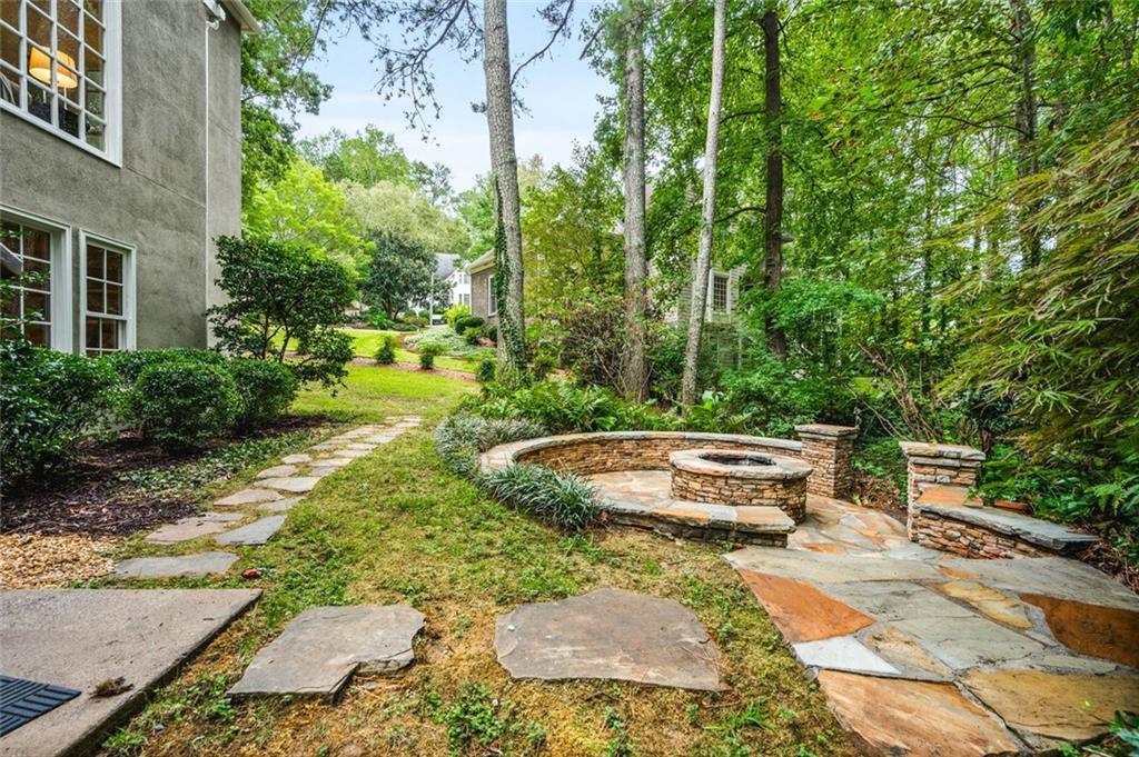 Hampton Woods - Residential