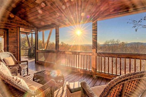 25 White Eagle Trail Mineral Bluff GA 30559