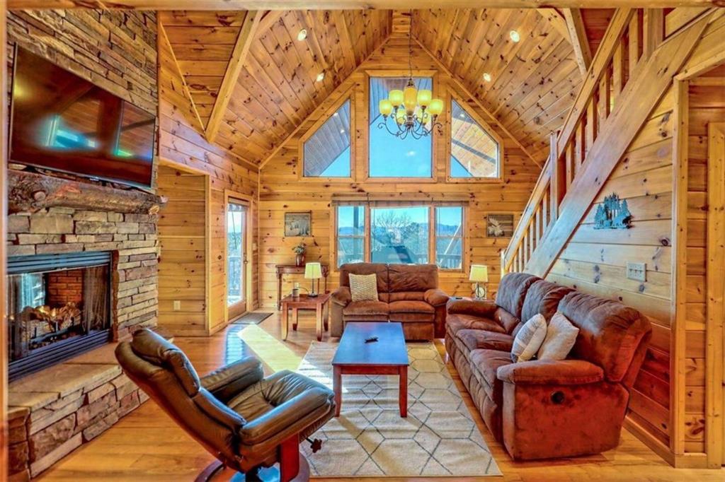 25 White Eagle Trail