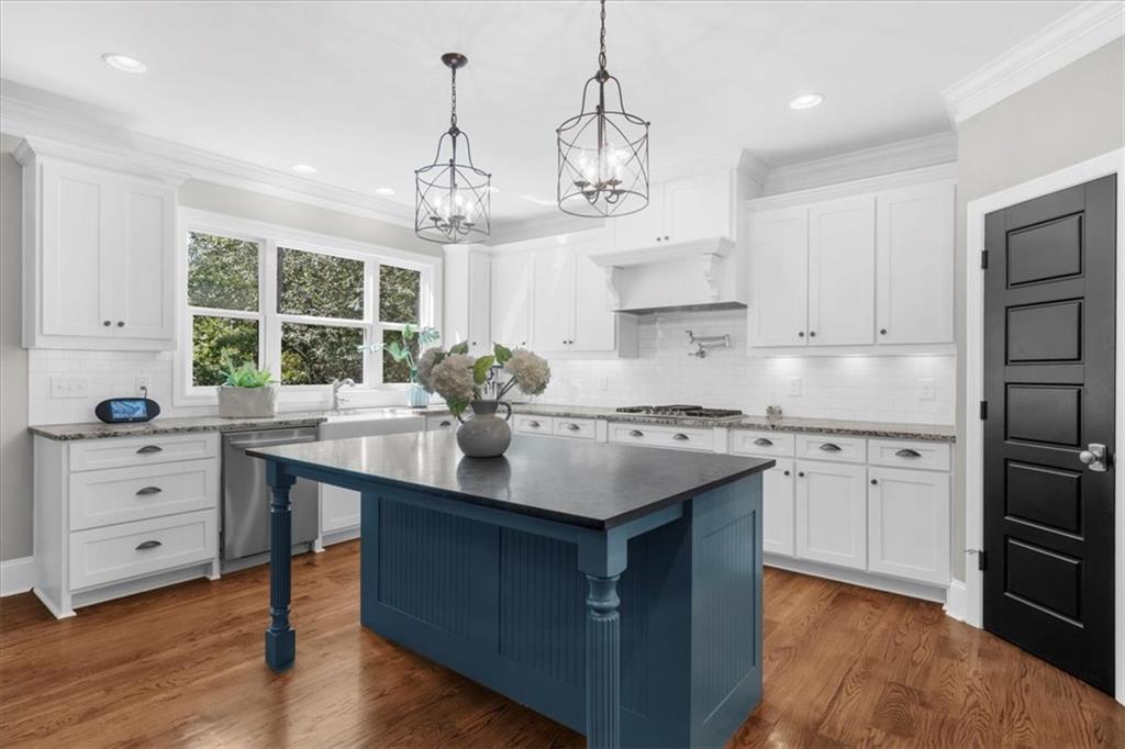 6880 Nantucket Cove