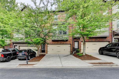 Townhouse For Rent - 1159 Laurel Valley Court<br/> Buford, GA 30519