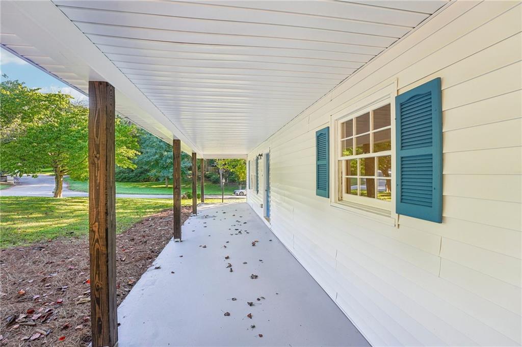 22 Oak Circle