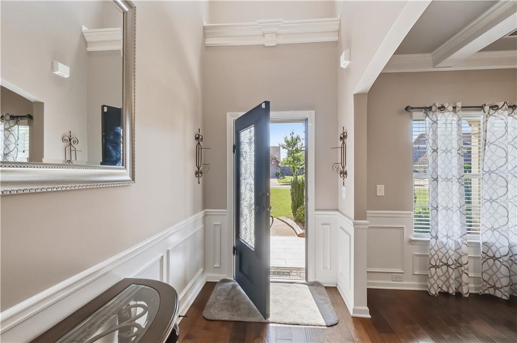 1713 Tricklin Springs