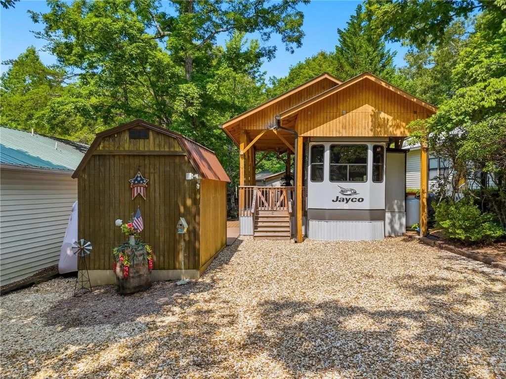 104 Cindy Parkway