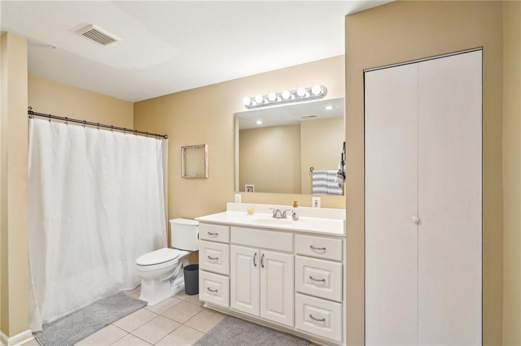 4621 Chartwell Chase Court, Flowery Branch, Georgia image 49