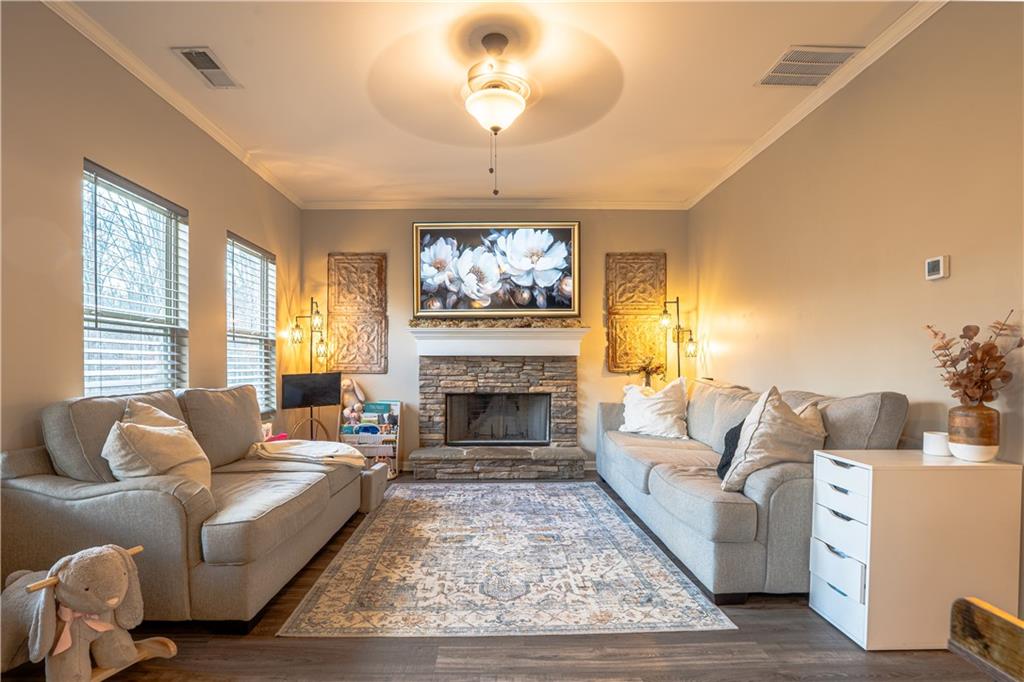 330 bryndemere Drive