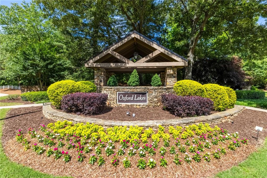 Oxford Lakes - Residential