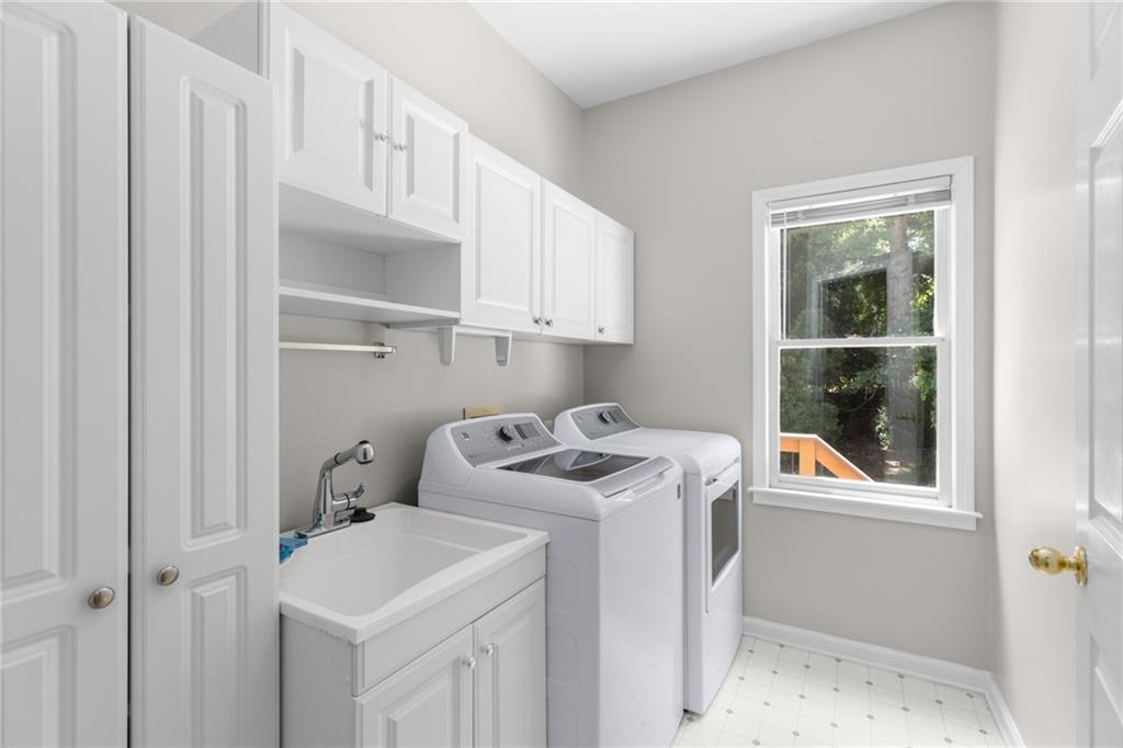 Oxford Lakes - Residential