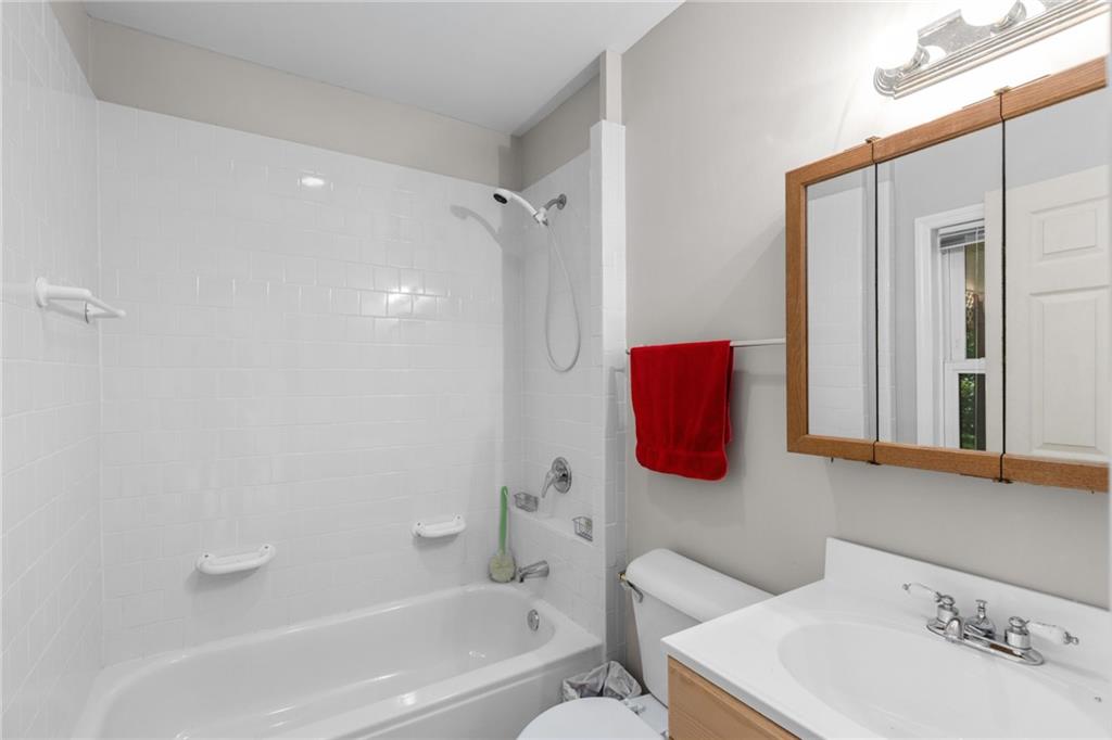 Oxford Lakes - Residential