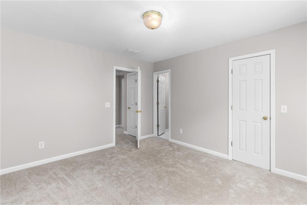 Oxford Lakes - Residential