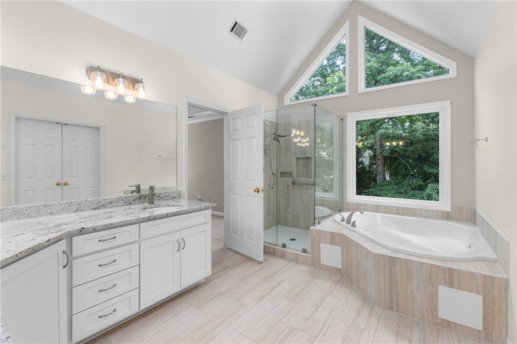 Oxford Lakes - Residential