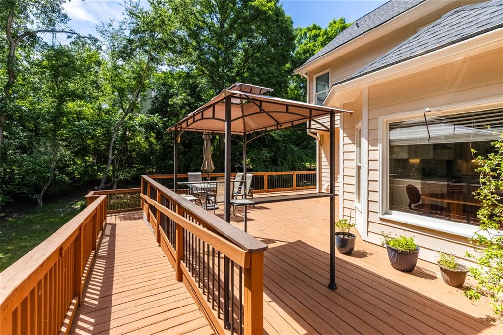 Oxford Lakes - Residential