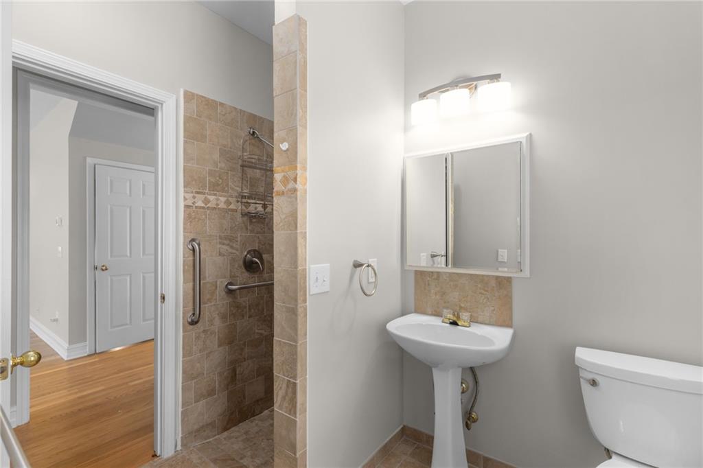 Oxford Lakes - Residential