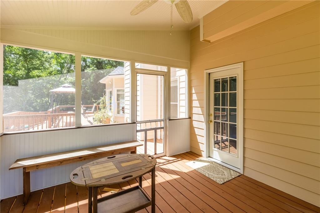 Oxford Lakes - Residential