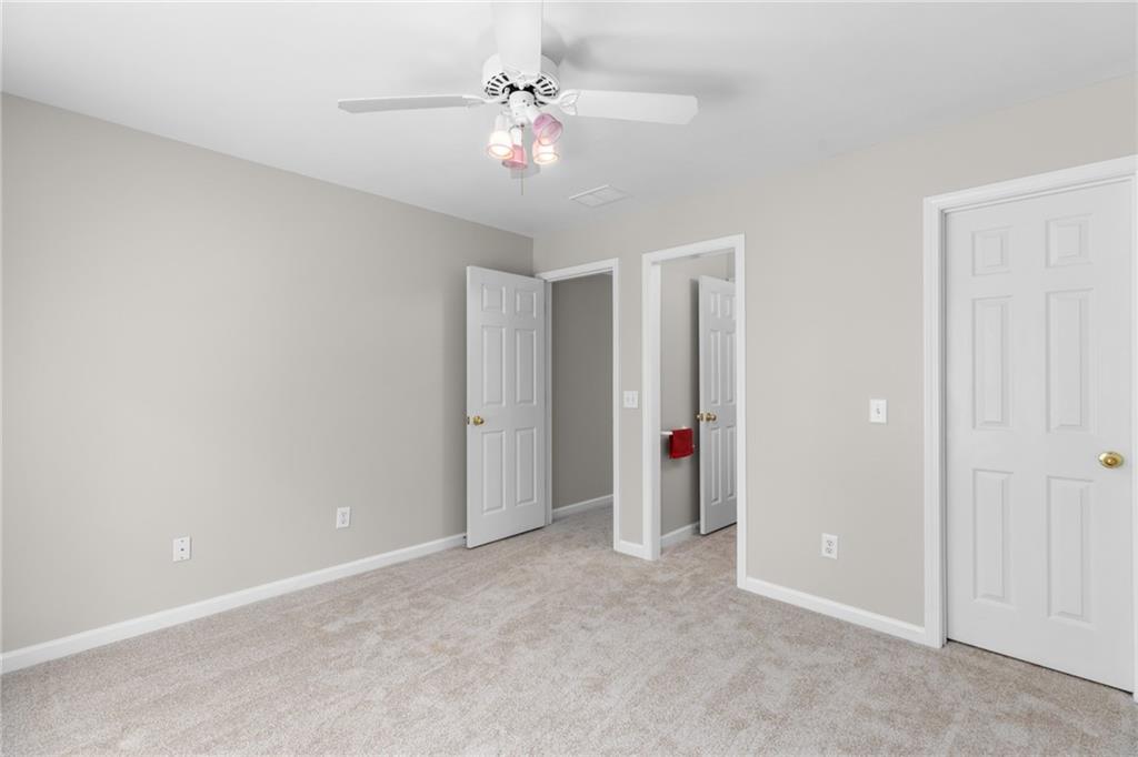 Oxford Lakes - Residential