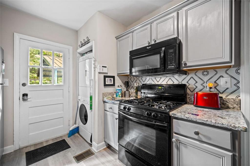 1941 Headland Drive, East Point, Georgia image 7