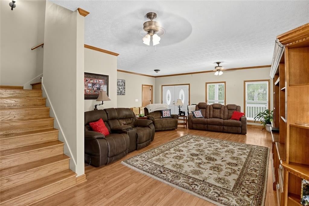 5163 W Chapel Hill Road