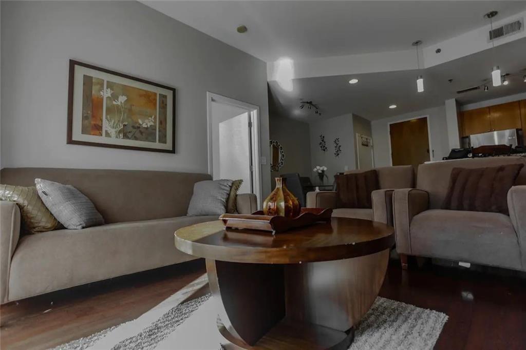 171 Auburn Avenue NE 329