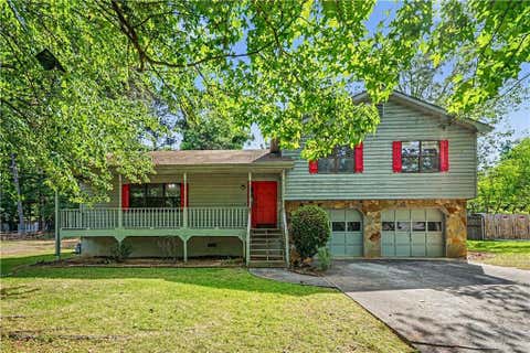 Homes For Sale - 1208 Gate Post Lane<br/> Lawrenceville, GA 30044