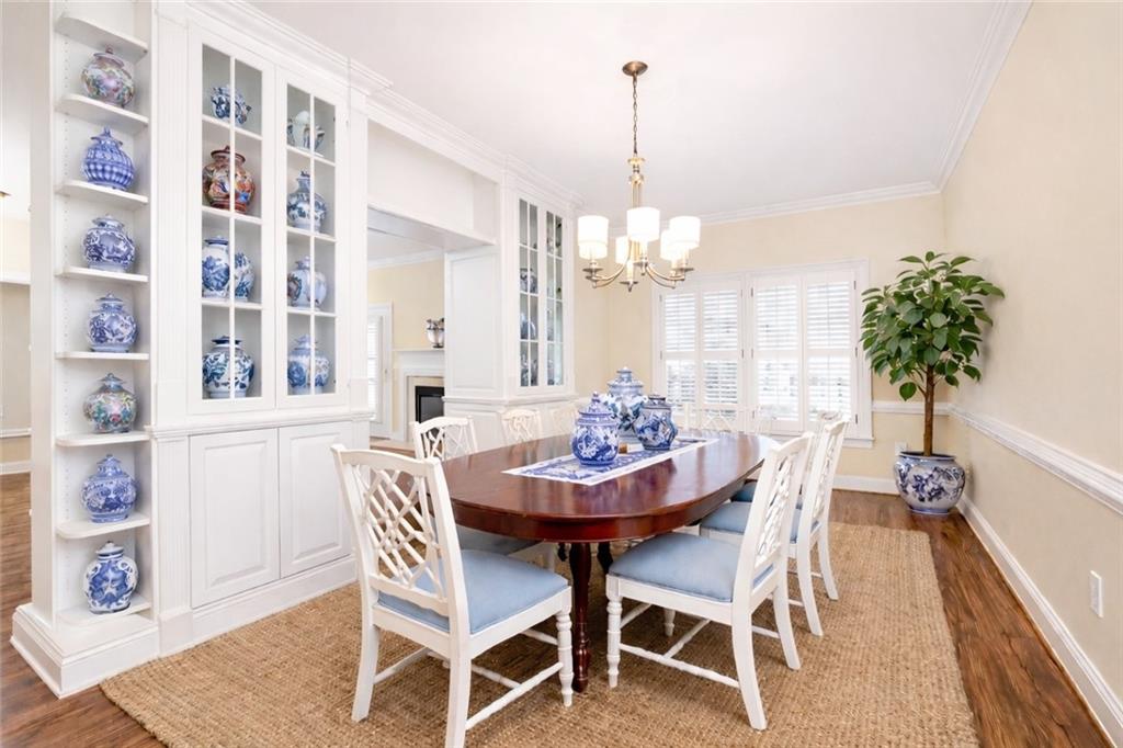 211 Colonial Homes Drive NW 1301