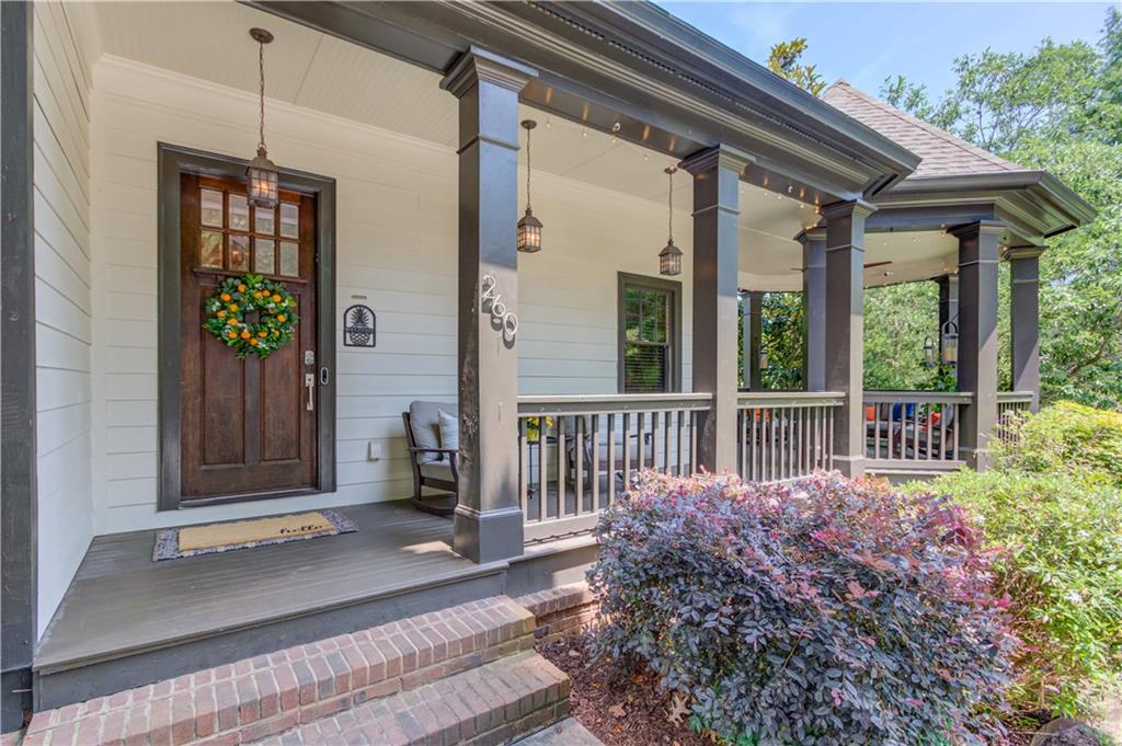 260 W Peachtree Street