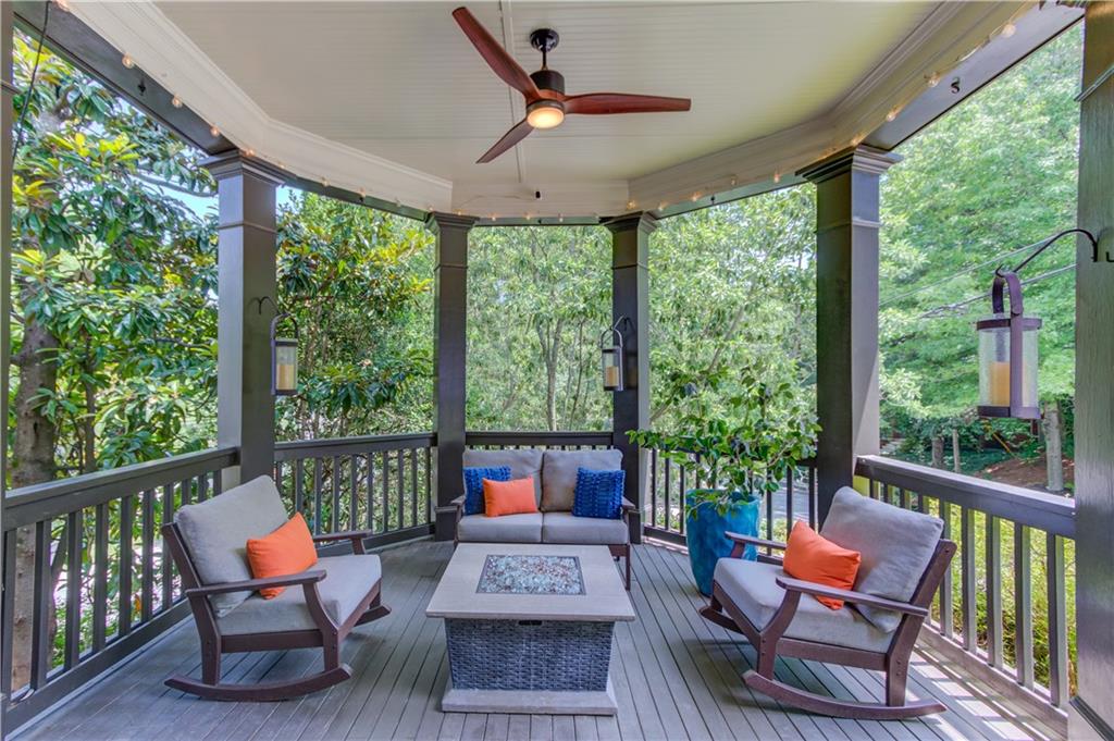 260 W Peachtree Street