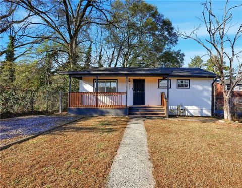 132 Lamar Avenue NW Atlanta GA 30314