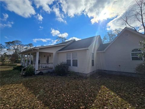 Homes For Sale - 138 Lynn Street<br/> Swainsboro, GA 30401