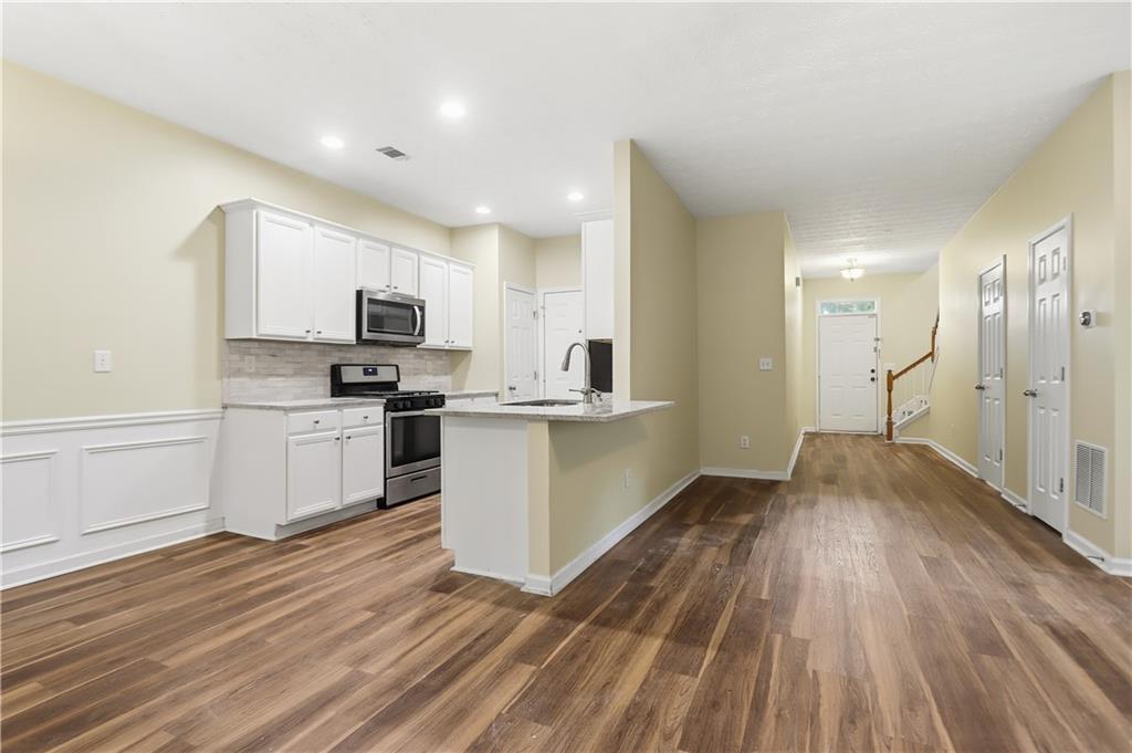 465 Lantern Wood Drive