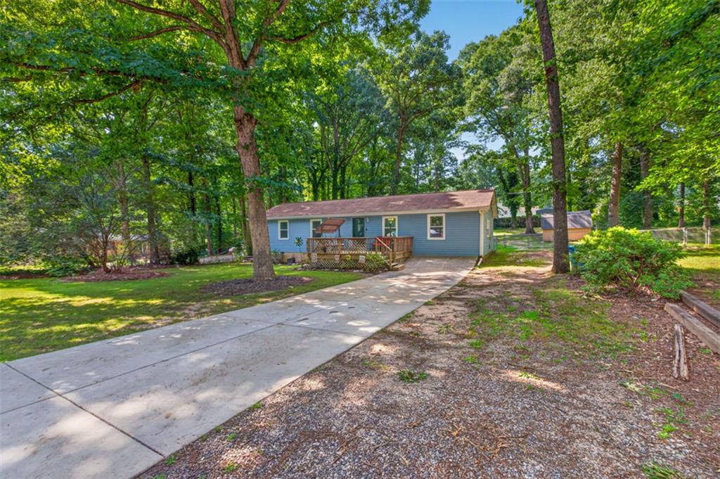 869 Rock Oak Lane