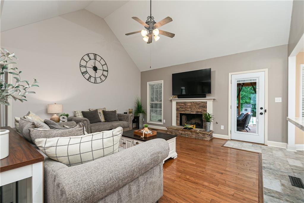 128 Champion Way, Hiram, Georgia image 7