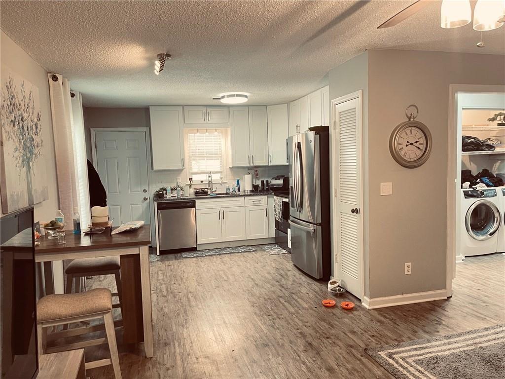 3286 Delma Court