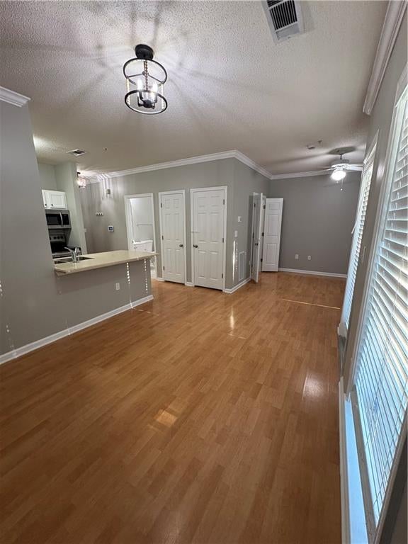 4333 Dunwoody Park 2202