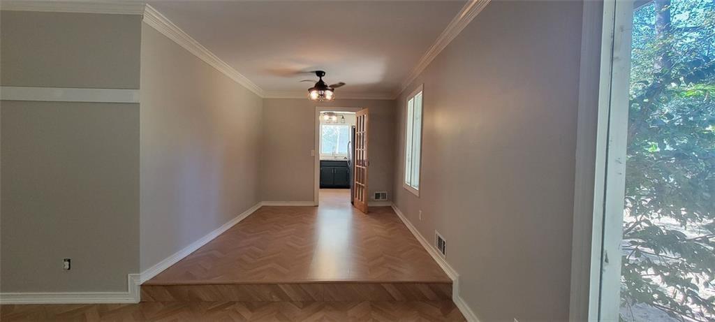 5218 Meadowcreek Drive