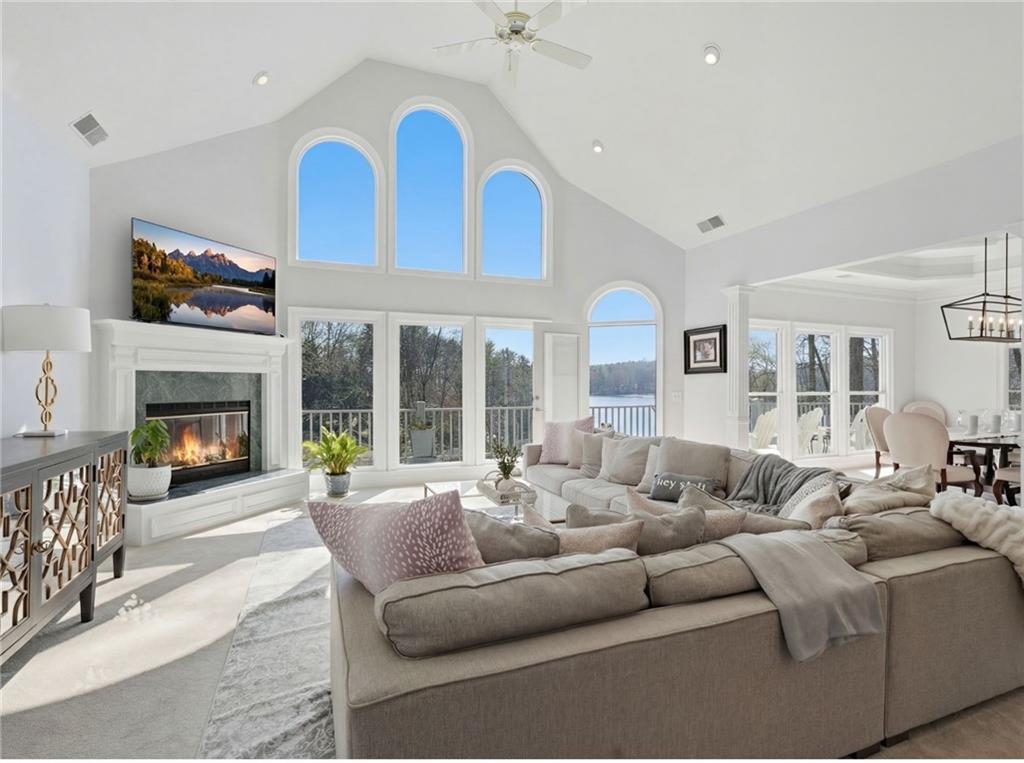 9155 Bay Pointe Drive