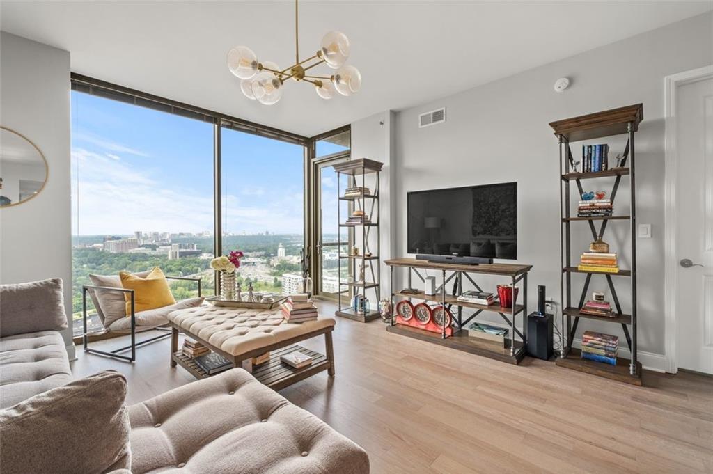 270 17TH Street NW 2804