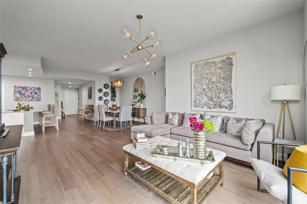 270 17TH Street NW 2804