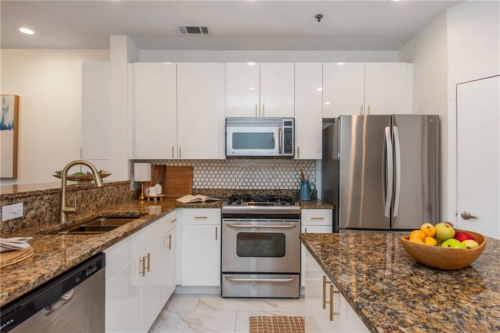 1253 Caroline Street NE 229