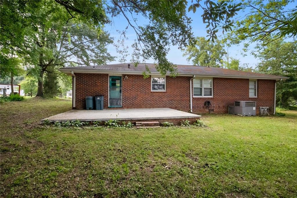 6 Friar Tuck Road