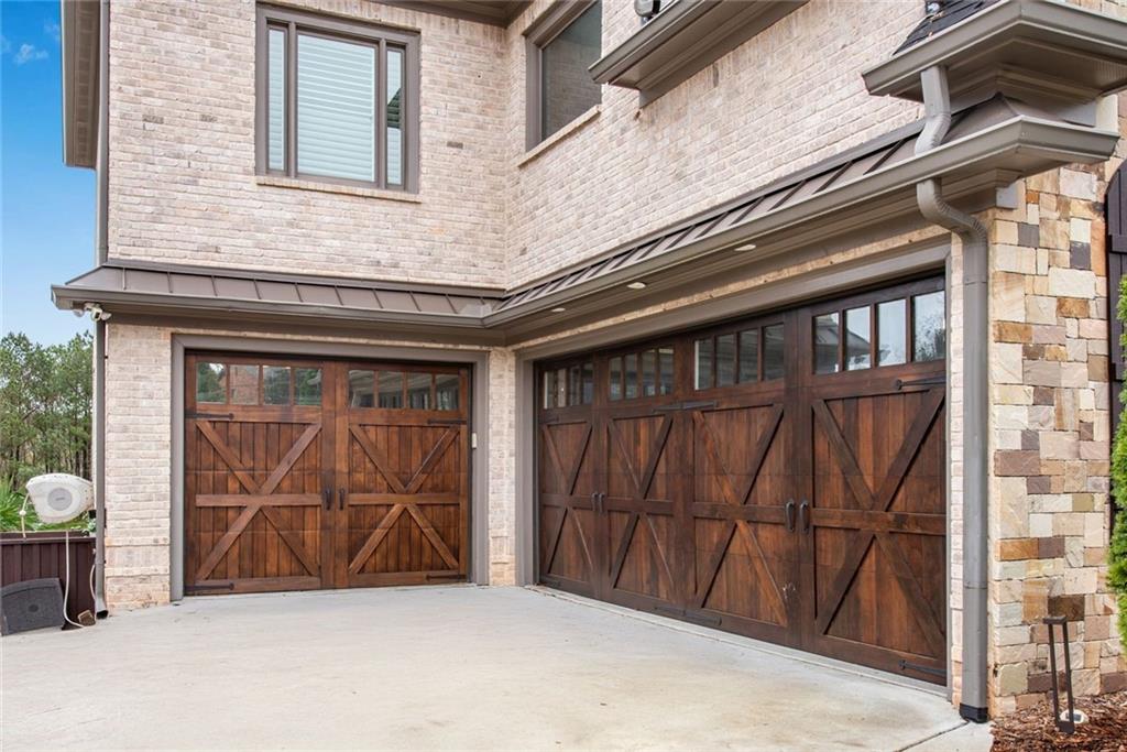 212 Fernwood Place