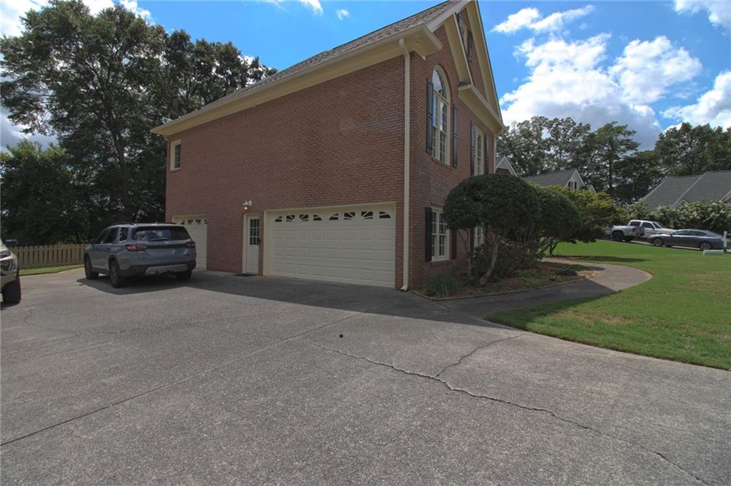 28 Hampton Lane