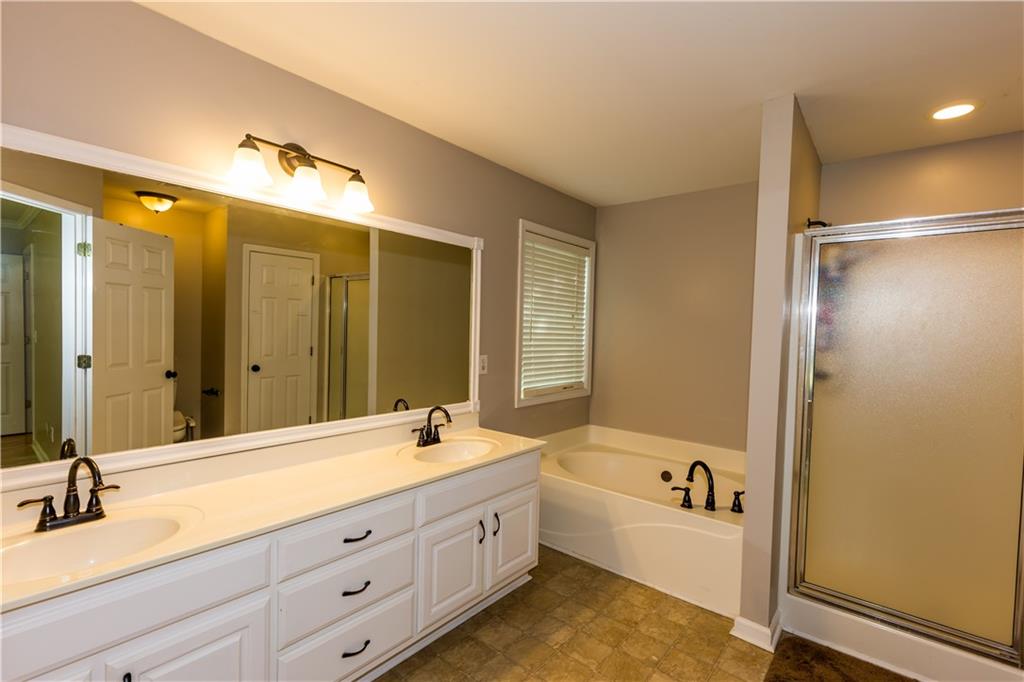 5533 Rose Ridge Court, Flowery Branch, Georgia image 19